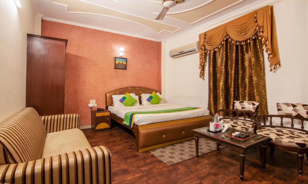 Treebo Paras International Delhi  Eksteriør bilde